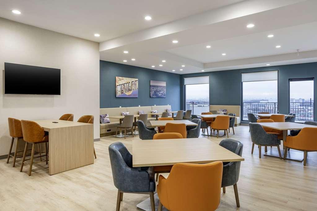 Comfort Inn & Suites Newark Liberty International Airport Ristorante foto
