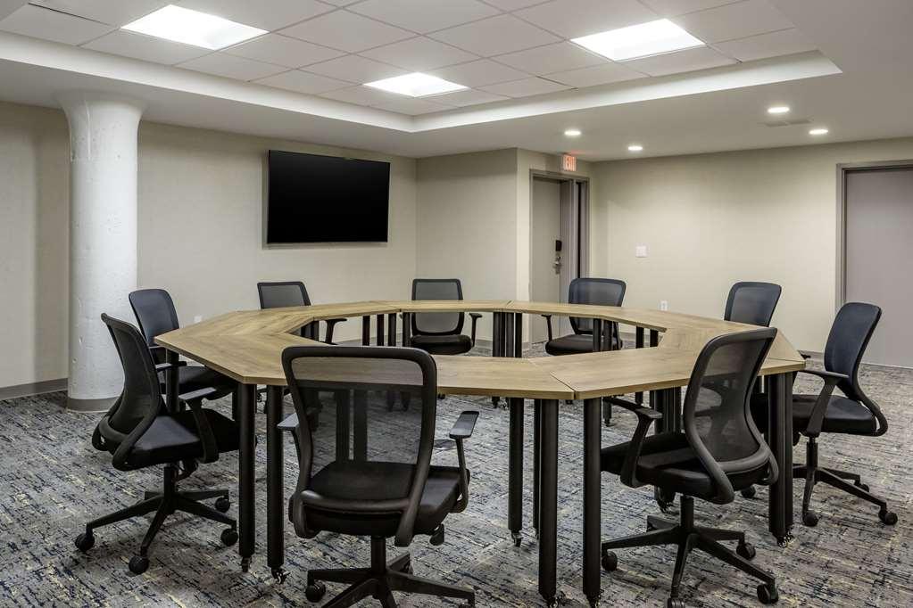 Comfort Inn & Suites Newark Liberty International Airport Servizi foto