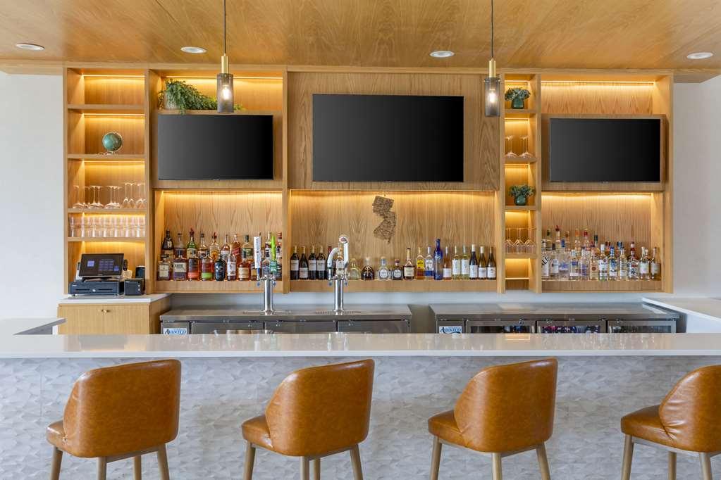 Comfort Inn & Suites Newark Liberty International Airport Ristorante foto