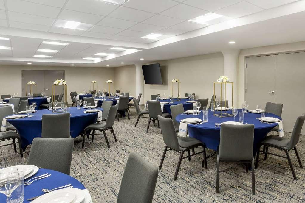 Comfort Inn & Suites Newark Liberty International Airport Servizi foto